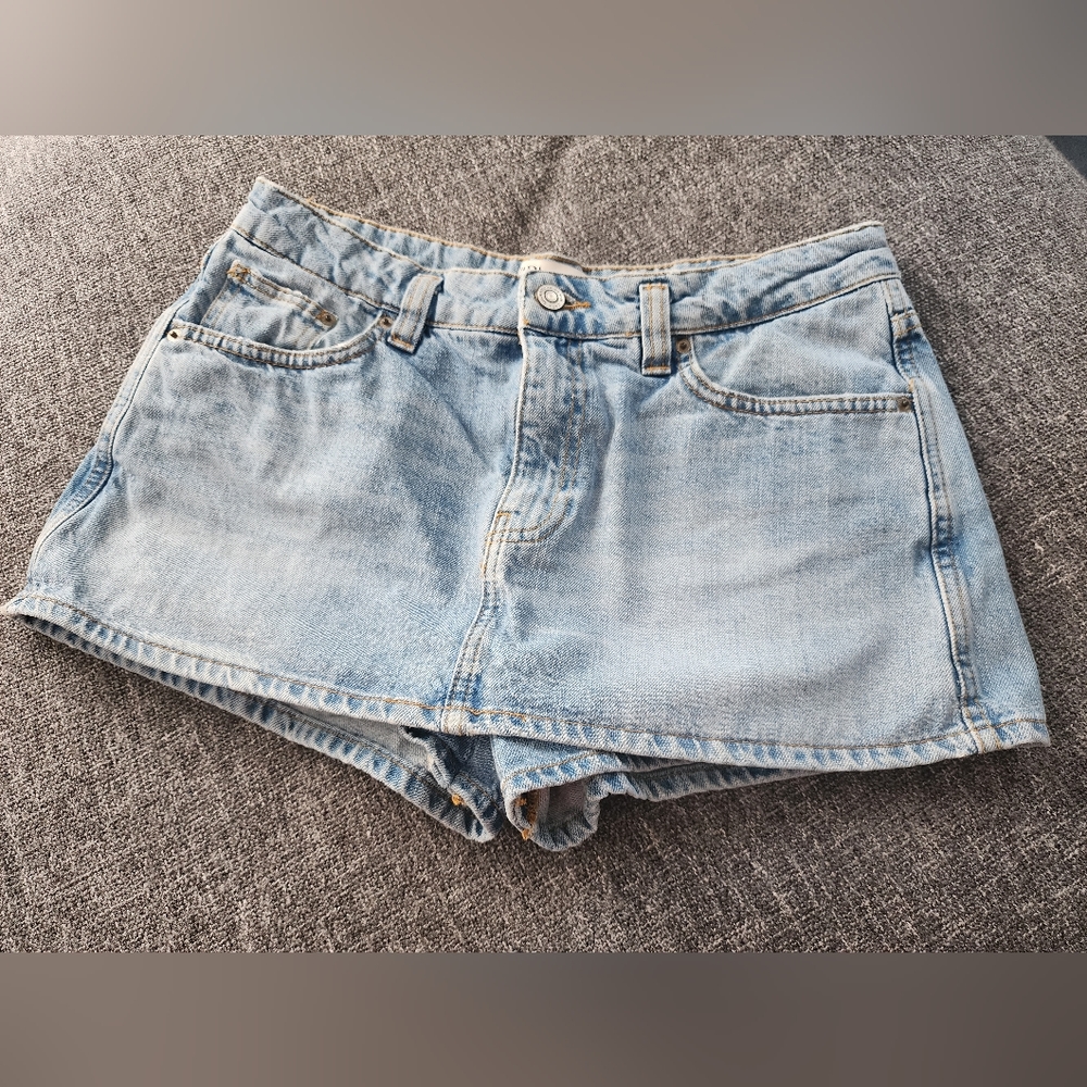 Zara denim skort, Size 6